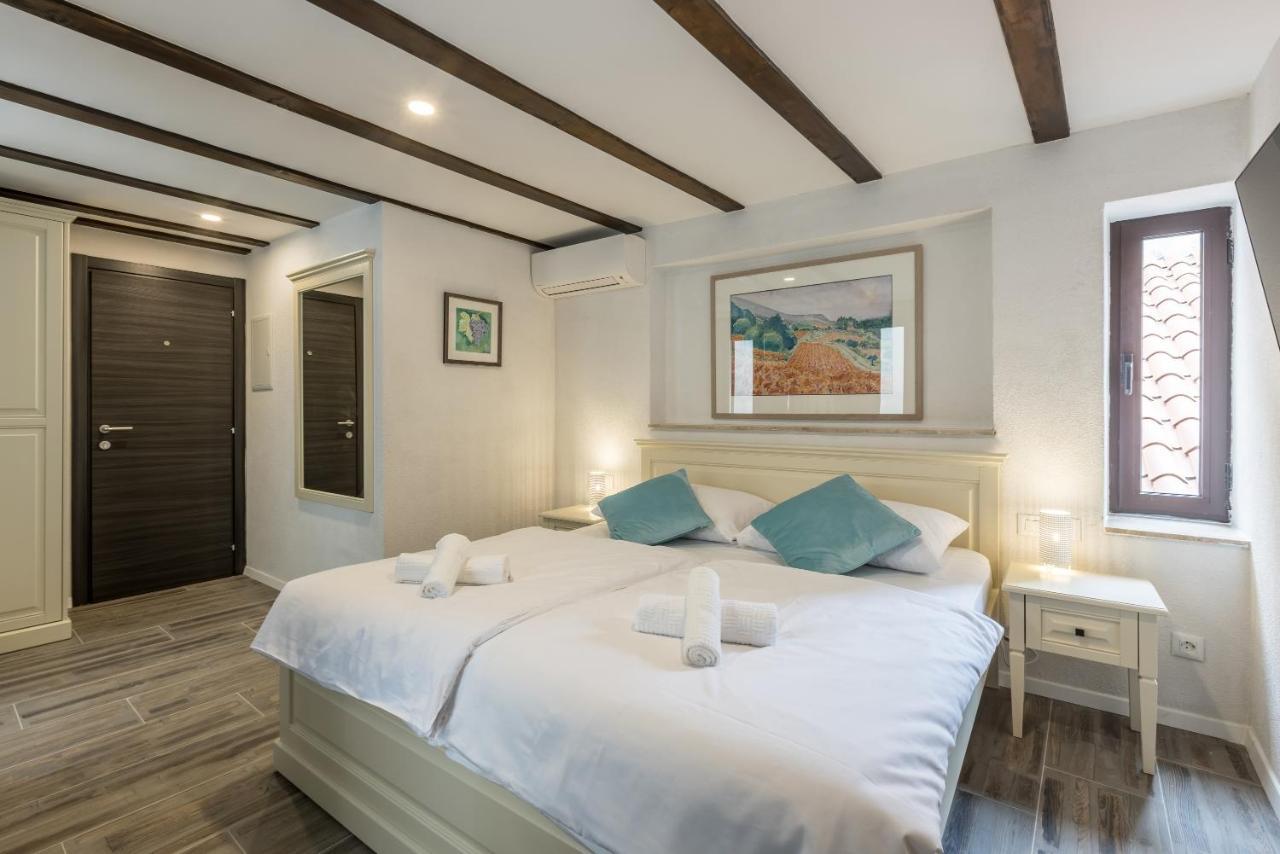 Old Town B&B Rooms Matusko Split Buitenkant foto